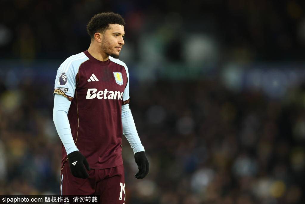 英超第12轮：维拉2-1利兹联升至第4 罗杰斯双响+精彩任意球制胜